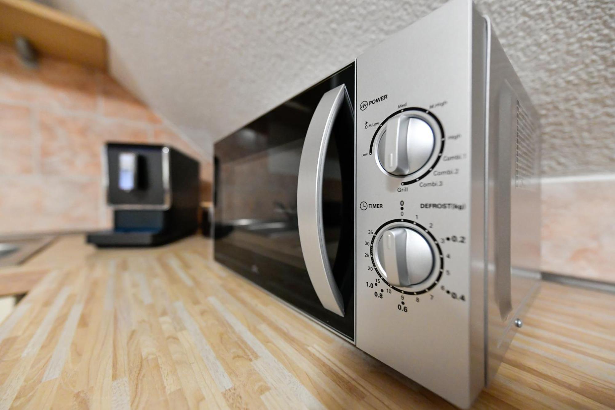 Grosses Spree Apartment, 3 Schlafzimmer Bis 10 Personen, 4X Kfz Parkplatz, Terrasse, Waschtrockner, Wlan, Netflix Котбус Экстерьер фото